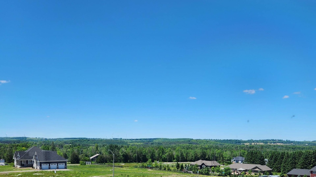 Bethany Apartment | ANJUL Loft - a peaceful getaway in Bethany!