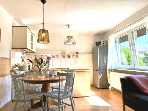 Westerholz Apartment | Ankerplatz No 8, charmante Fewo für bis zu 4 Pers am Meer