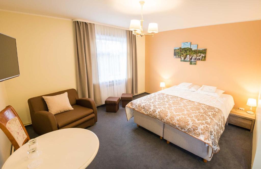 Mustvee Hotel | Ankur Hotell
