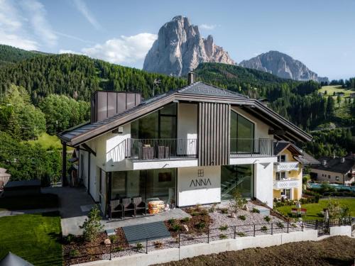 Santa Cristina Val Gardena Apartment | Anna Lodges Dolomites