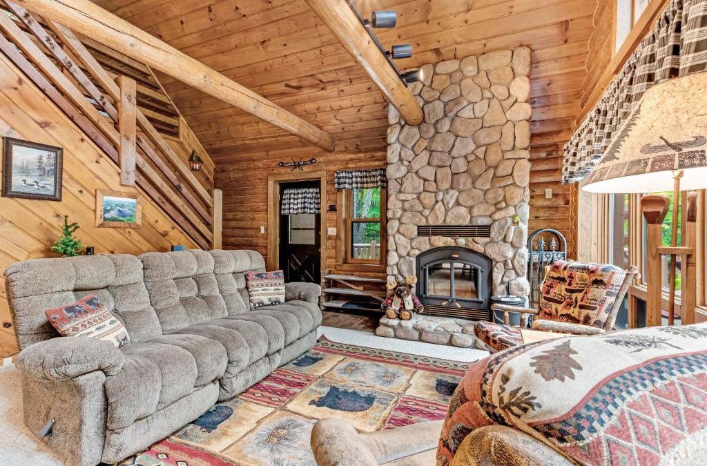 Presque Isle House | Annabelle Log Home
