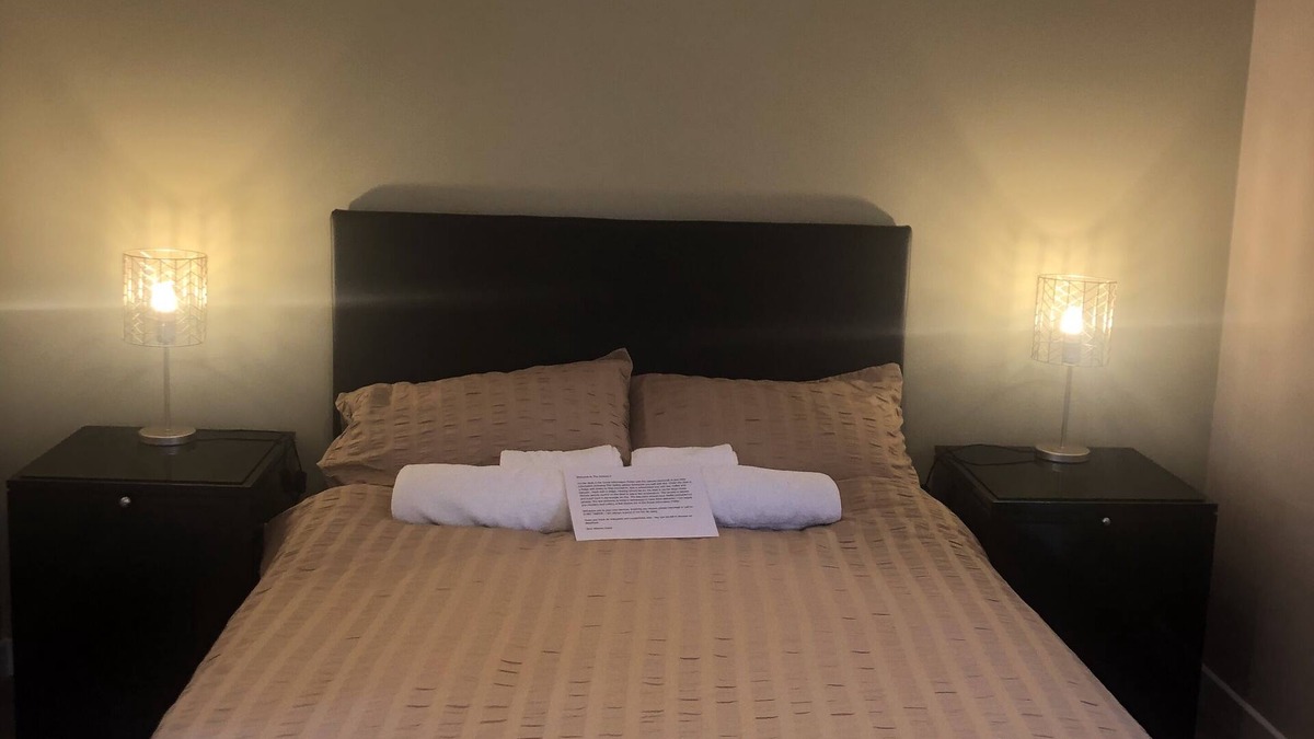 Mildenhall House | Annexe II 15 mins walk from Mildenhall Centre