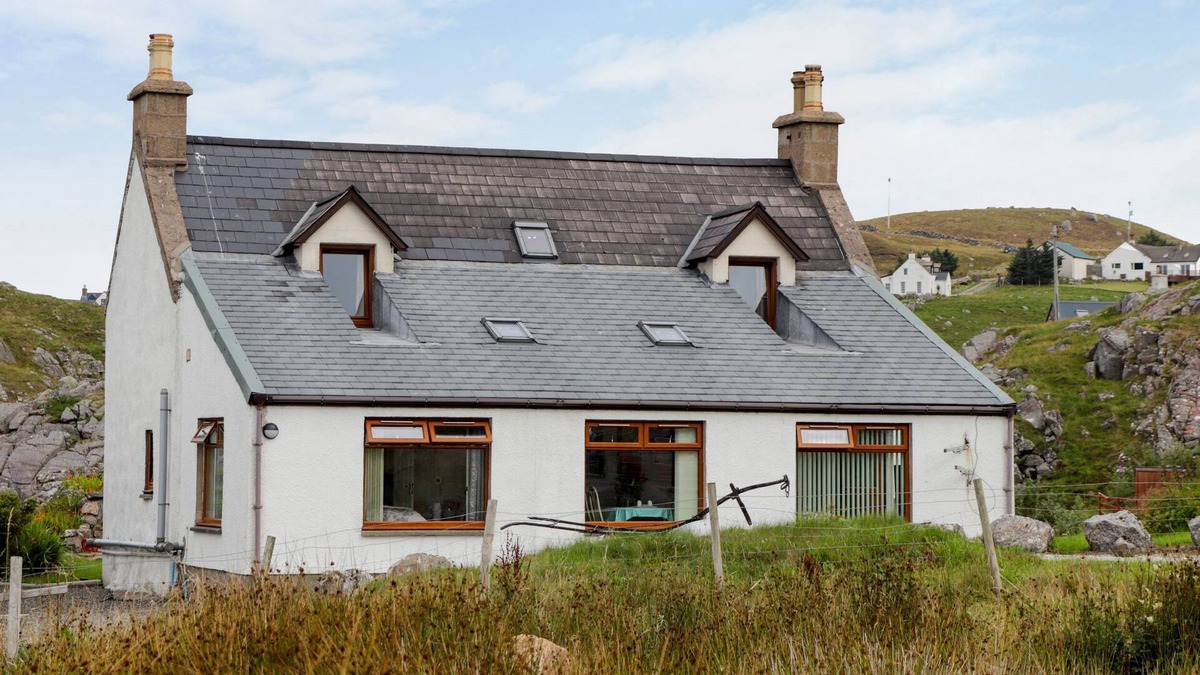 Oldshoremore Cottage | ANNIE'S ANNEX, character holiday cottage in Kinlochbervie