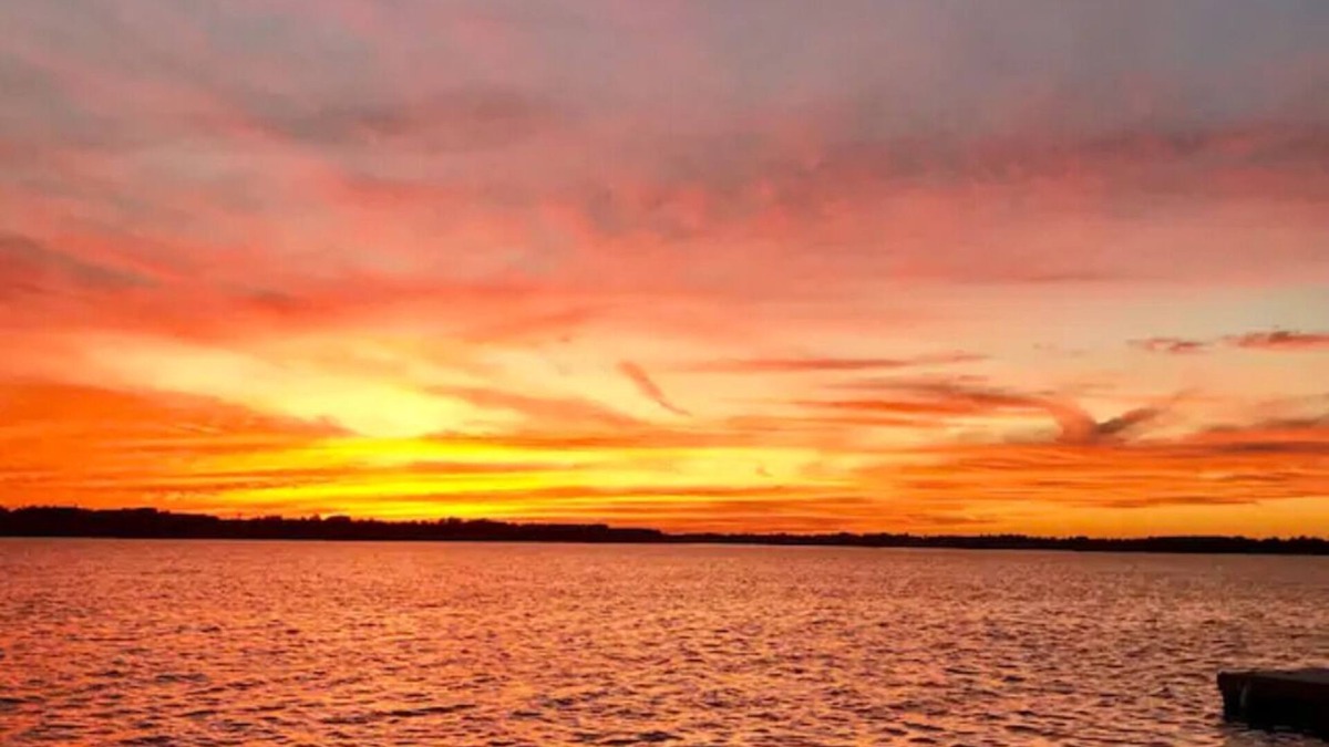Valentia Cottage | Annie's Lakefront Cottage in Kawartha Region