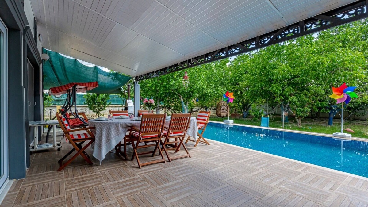 Korkuteli Villa | ANTALYA WITH POOL AND GARDEN VILLA YAZIR