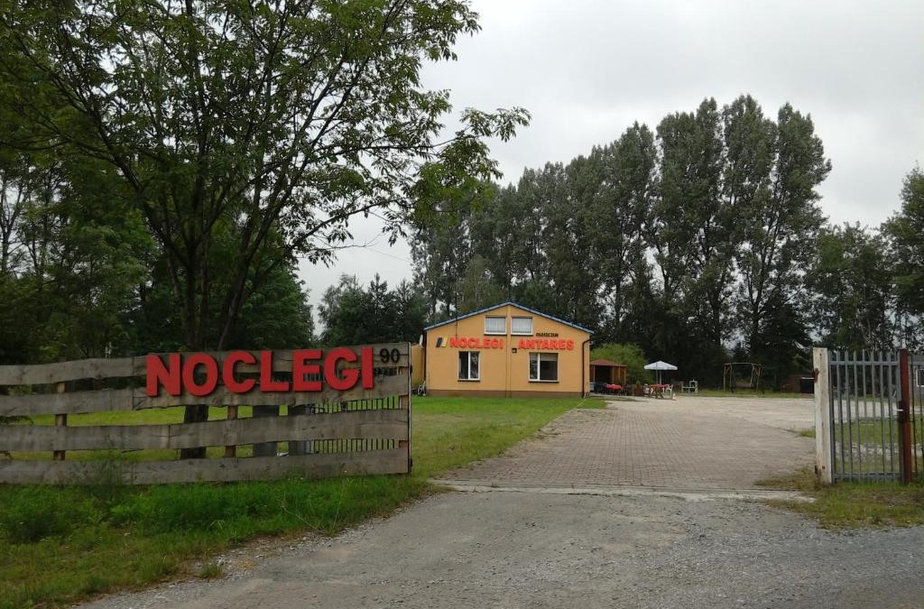Trzebinia House | Antares noclegi u Basi