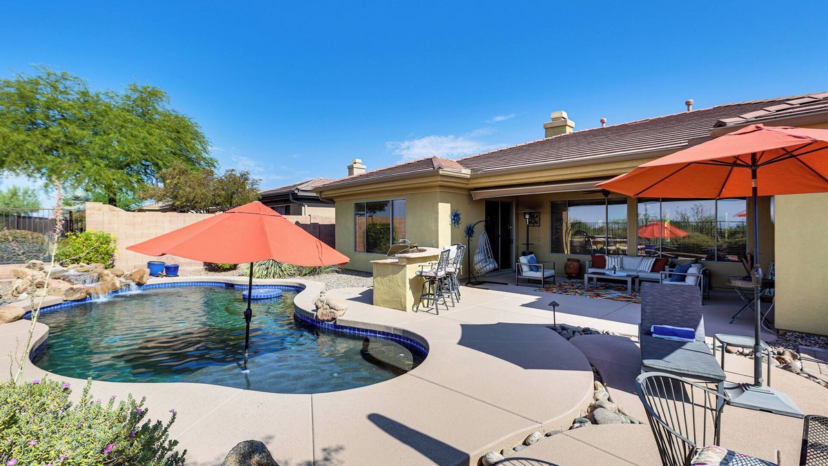 Anthem Country Club House | ‘Anthem Oasis’ w/Pool, Hot Tub & Golf Course View