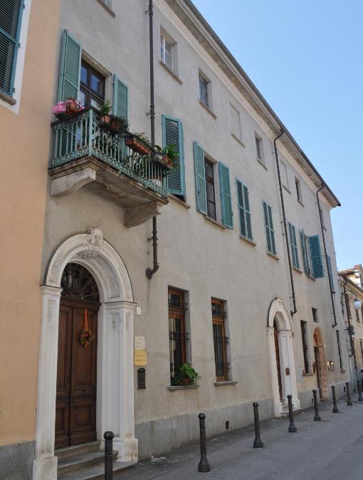 Cherasco Bed & Breakfast | Antica Magnolia