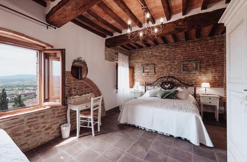 Certaldo Alto Bed & Breakfast | Antica Torre del Borgo