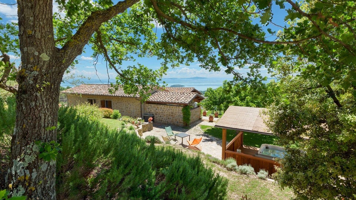 Tuoro sul Trasimeno Villa | Antiche Pietre 10, Emma Villas