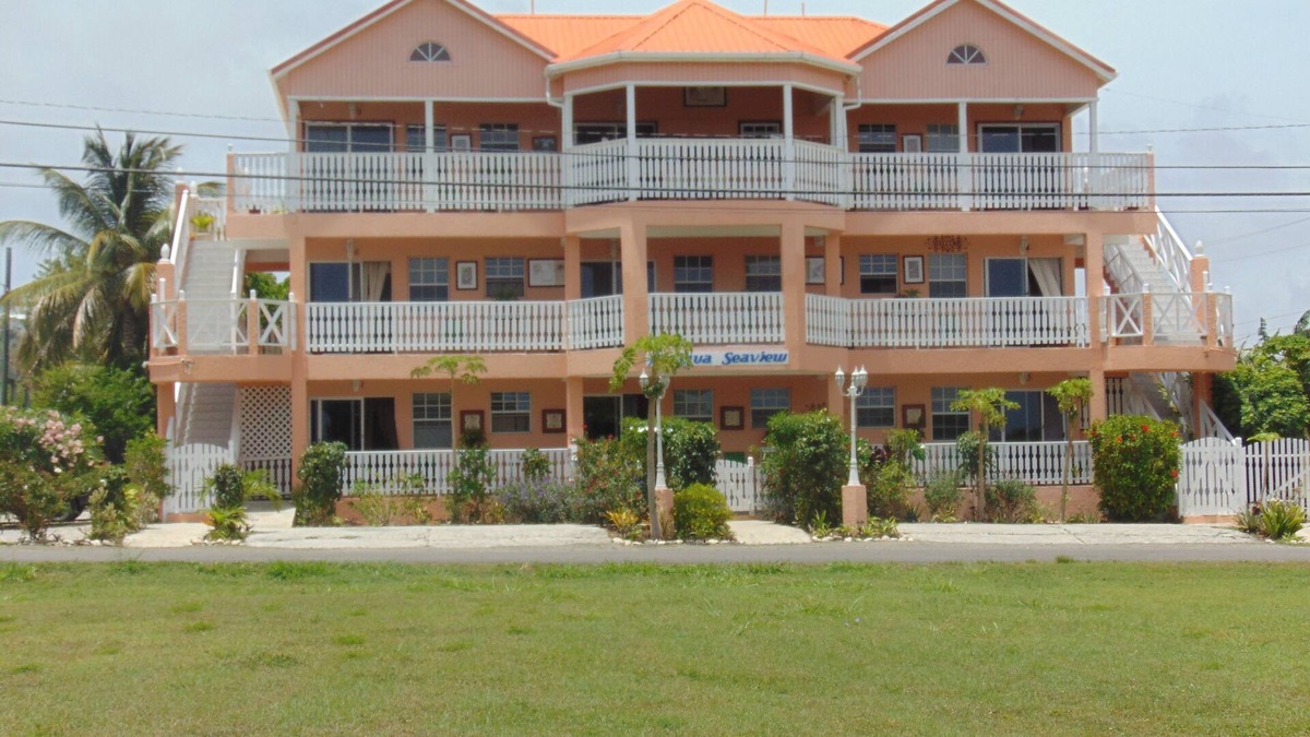 Runaway Bay Apartment | Antigua Seaview Oleander 3