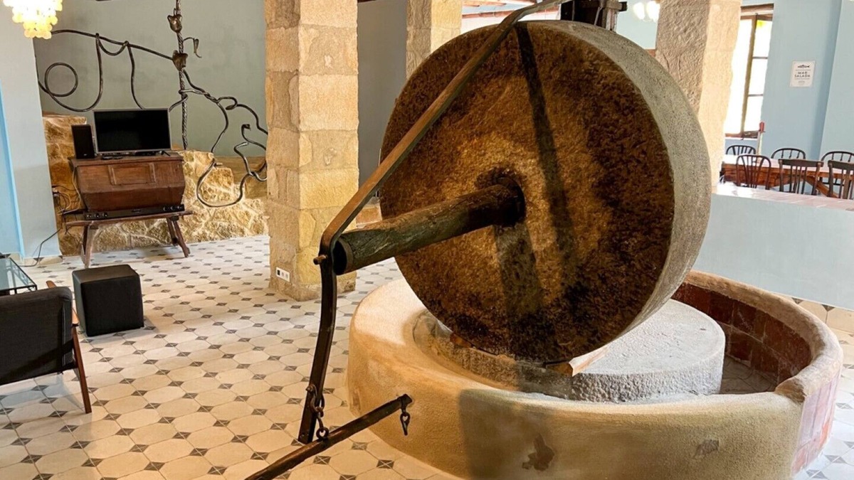 Arnes Apartment | Antiguo Molino - Apartment with over 200sqm (former olive mill)