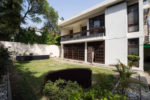 New Friends Colony House | Antilia Villa