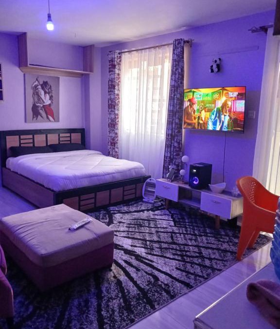 Kasarani Bed & Breakfast | Antique Budget Studio