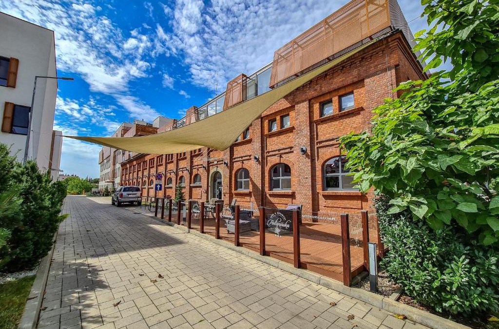 Leszno Hotel | Antonińska Hotel & Apartamenty