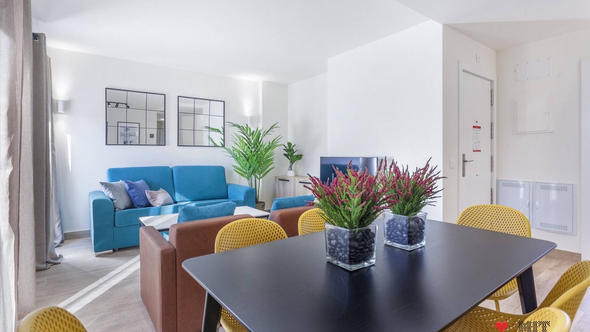 Atocha Apartment | Antonio Lopez XVIII apartment in Madrid