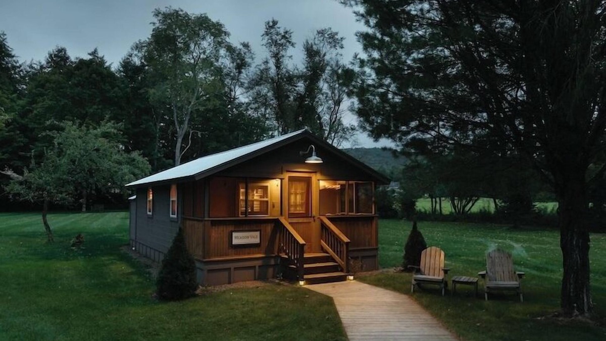 Livingston Manor Hotel | Antrim Streamside