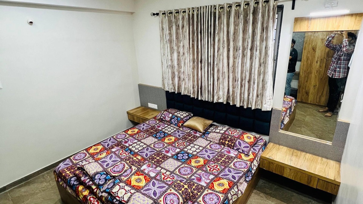 Panchgani Villa | "Anudra Villa: Your Private Oasis of Relaxation and Splendor 🌴✨