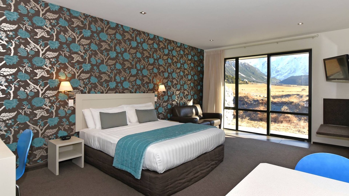 Mount Cook Village Hotel | Aoraki Court Motel