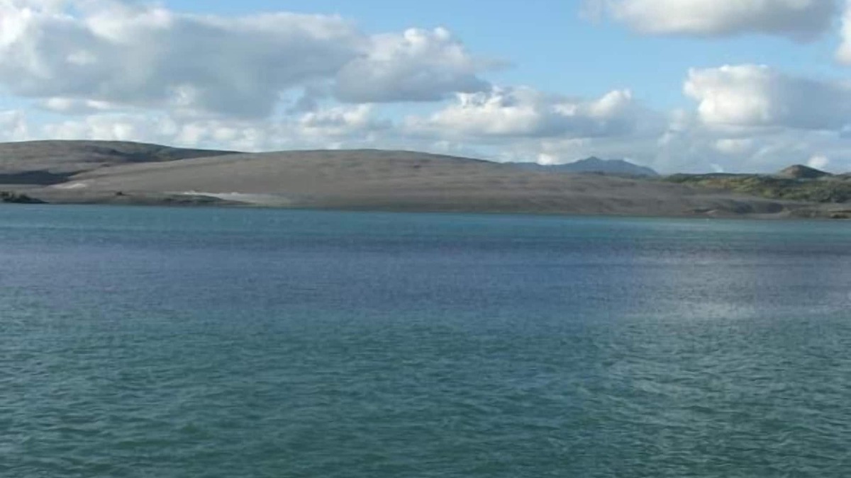 Kawhia House | Aotea Retreat. Stunning Harbourside beach front.