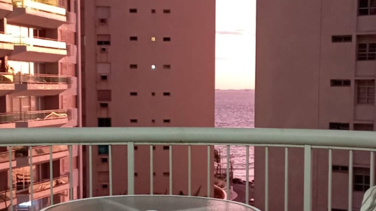 Morro do Maluf Apartment | Apê da Mi - 2min from Pitangueiras Beach - Guarujá