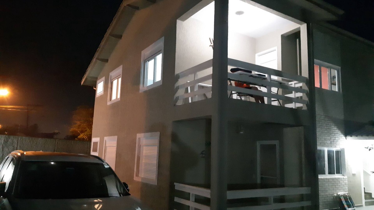 Maranduba Apartment | AP MARANDUBA 2 BEDROOMS 8 PEOPLE 350M FROM THE BEACH