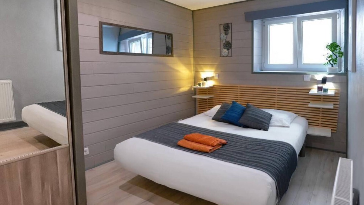 Verdun Apartment | AP4 - 1 Bedroom Apartment - Thomas and John's "AP4" Gite