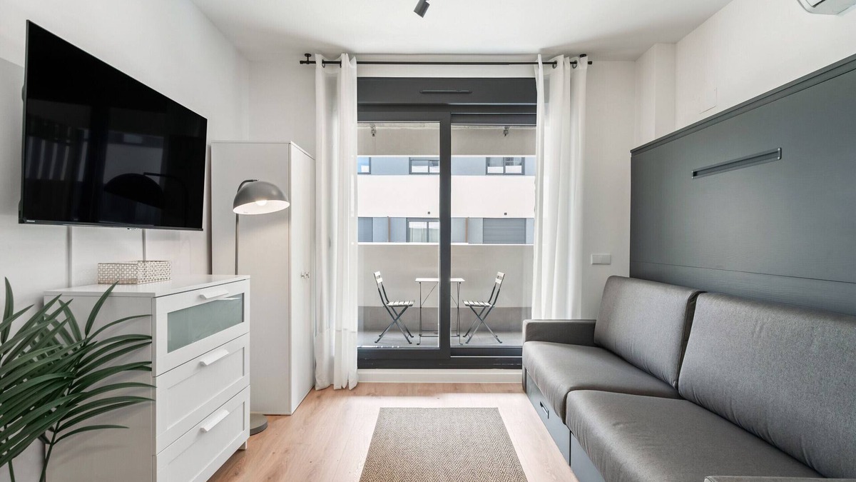 San Sebastian de los Reyes Apartment | apartamento con garaje y piscina de alquiler temporal