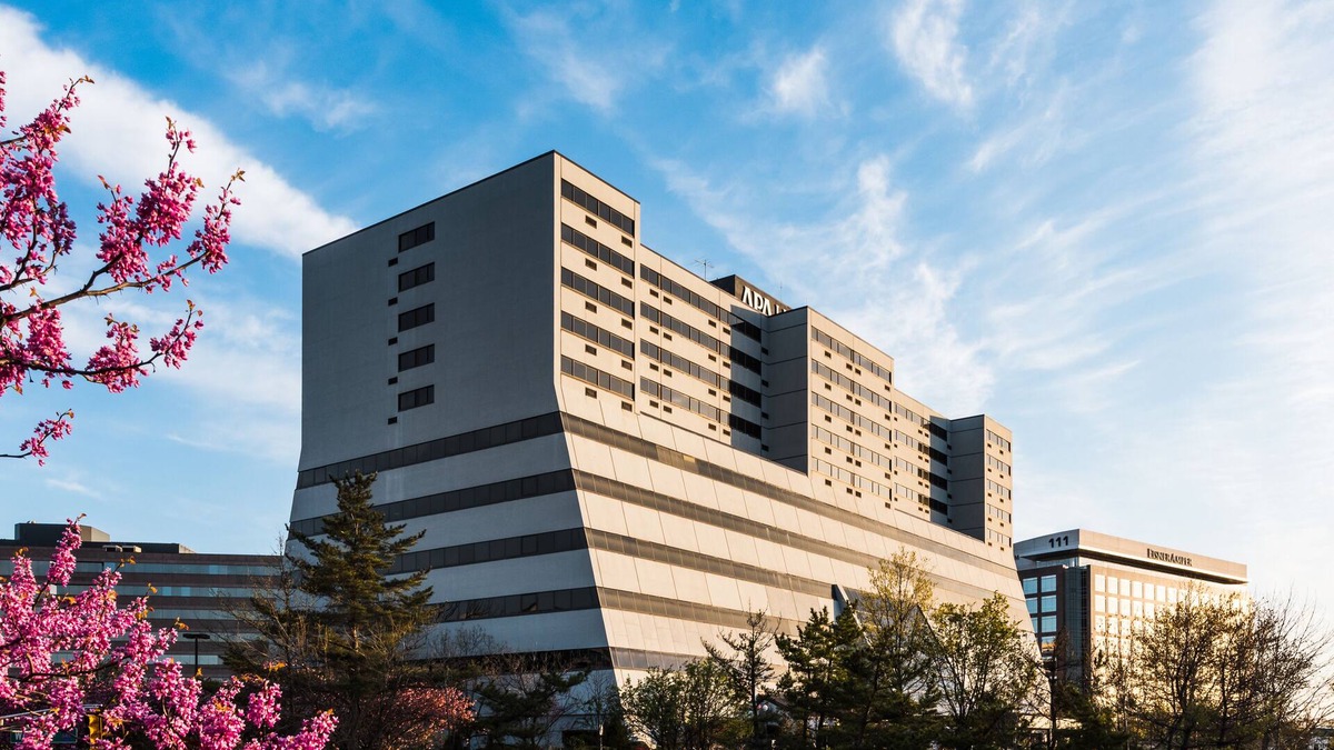Iselin Hotel | APA Hotel Woodbridge