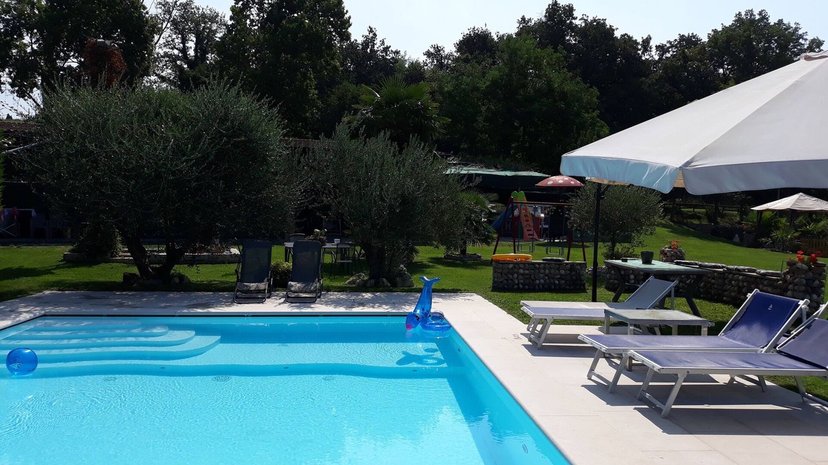 Sona Apartment | Apartment in the green hinterland moraine hills inland Lake Garda