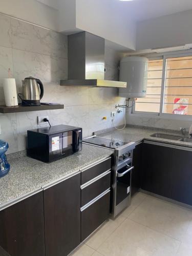 Monte Grande Apartment | Apart Duclout Monte Grande a 15 minutos del Aeropuerto Ezeiza Zona Residencial