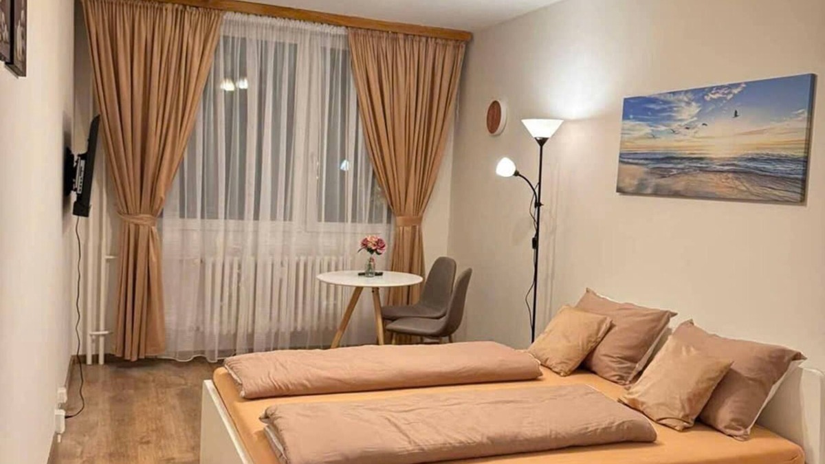 Brevnov Apartment | Apart for Rent Near Center