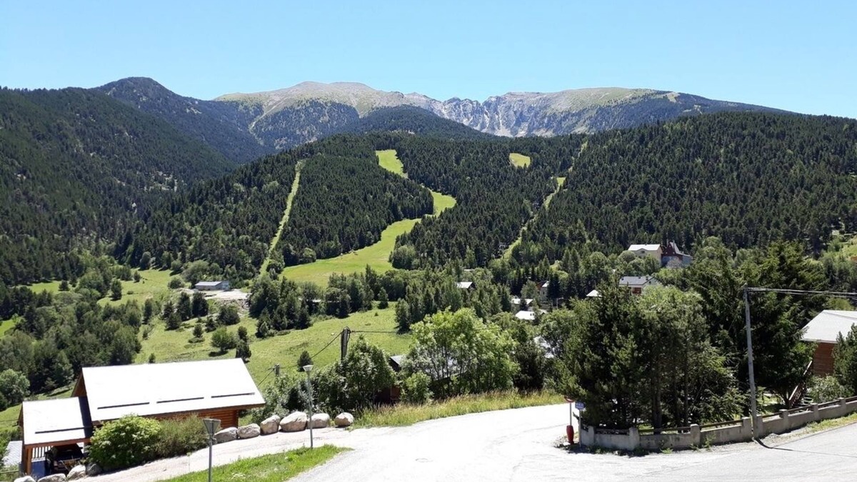 Saint-Pierre-dels-Forcats Apartment | Apartment 30m2 Foot of the slopes