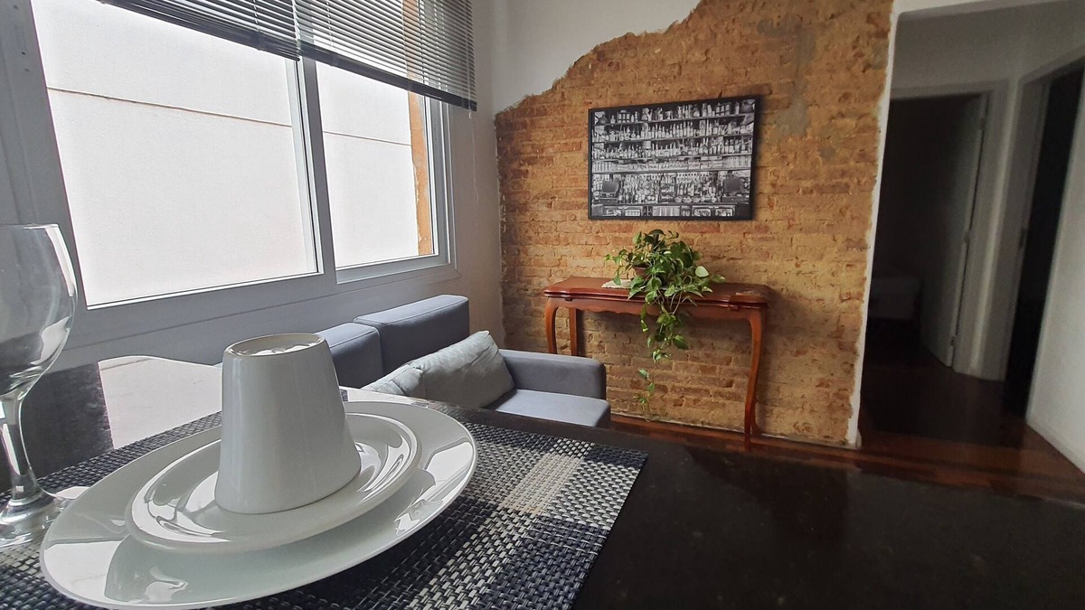 Menino Deus Apartment | Apartamento com 2 Dormitórios no Menino Deus Junto ao Shopping Praia de Belas
