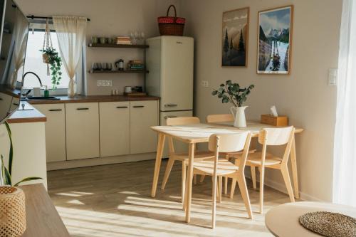 Zywiec Apartment | Apartament ACTIV jezioro góry