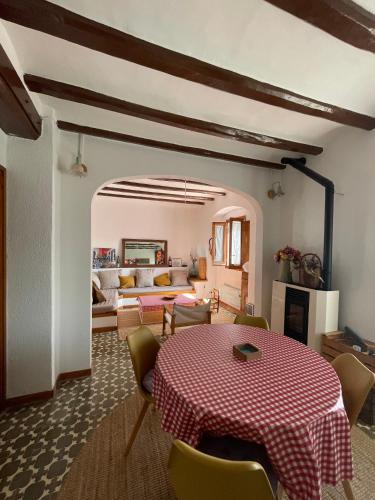 Berga Apartment | Apartament Colònia Cal Rosal