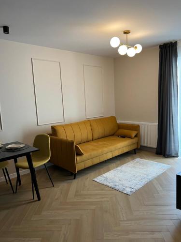 Kielce Apartment | APARTAMENT DISCReeT SLeeP iN CITY CENTER PARKING GARAŻ KOZIA KIELCE