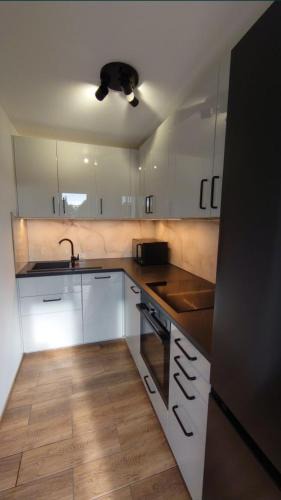 Cetniewo Apartment | Apartament Dwie Sosny - 9 osobowy 600m od plaży