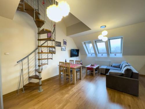 Polanica-Zdroj Apartment | Apartament fioletowy w Polanicy