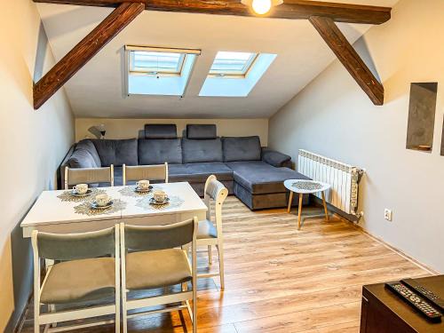 Przemysl Apartment | Apartament Komfort dla 4-6 osób, 3 Maja 43