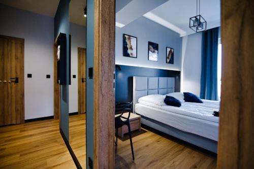 Zator Apartment | Apartament No 61 Blue Holiday Home Zator
