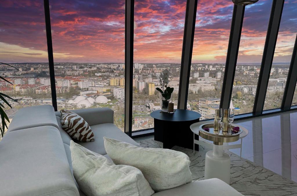 West Pomeranian Voivodeship Apartment | Apartament White Sky 20 Hanza Tower- Free parking