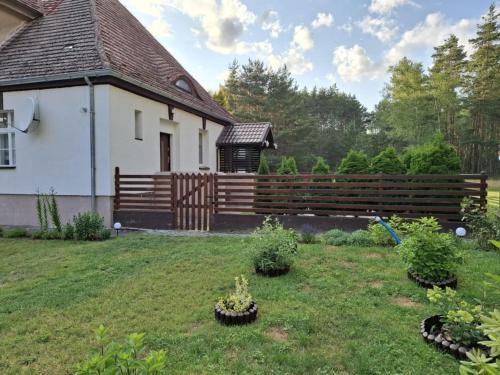 Miedzychod Apartment | Apartament z ogrodem w Sercu Puszczy Noteckiej - Kraina 100 Jezior!