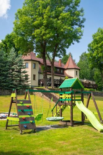 Swieradow-Zdroj Apartment | Apartament z tarasem w Willi Wieżyczki