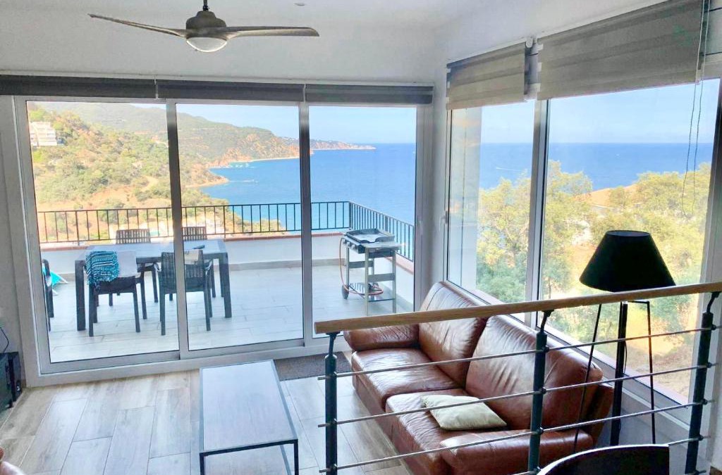 Salionc Apartment | “Apartamento Cala Salions en Tossa de Mar.... con vistas y cerca a la playa”