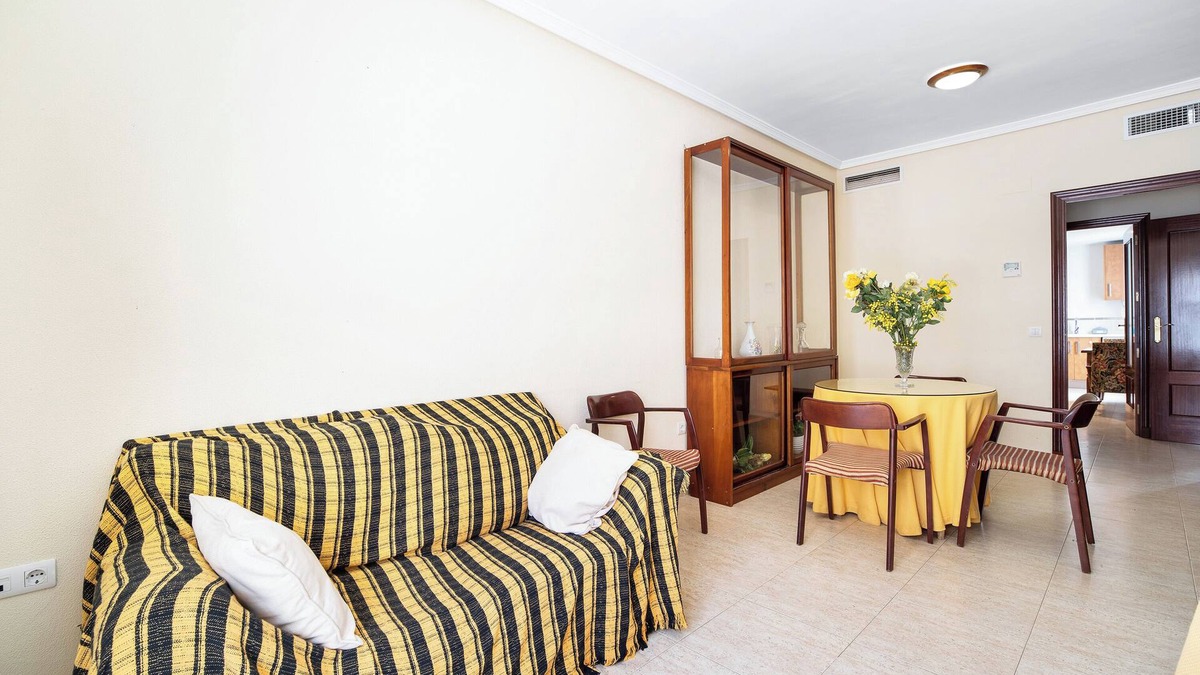 Barriada del Rio San Pedro Apartment | Apartamento "Colibri" with Wi-Fi, Air Conditioning & Patio