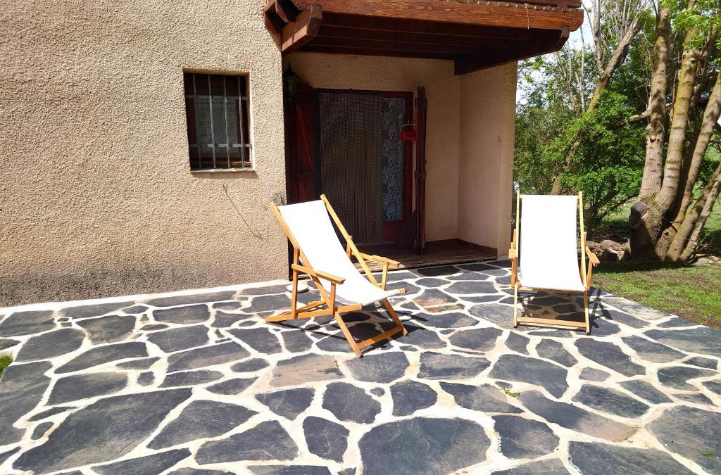 Sainte-Leocadie Apartment | Apartamento con amplio jardín cerca de Puigcerdà
