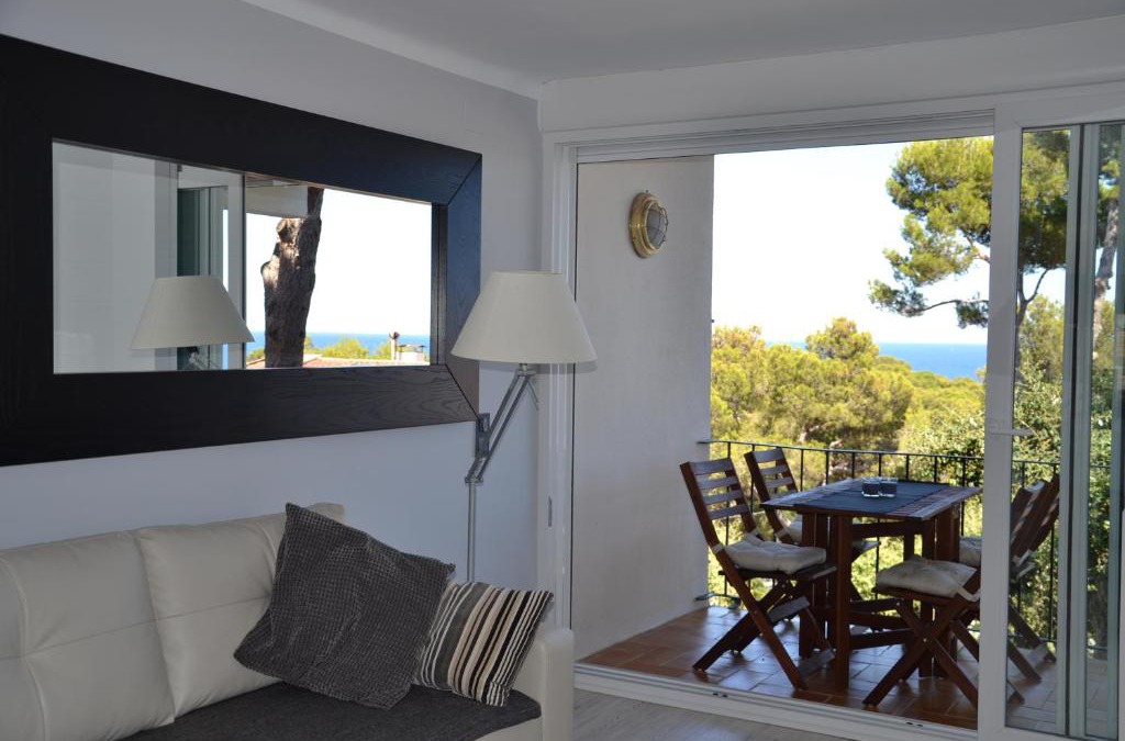 Calella de Palafrugell Apartment | Apartamento recien reformado a 300 metros del mar
