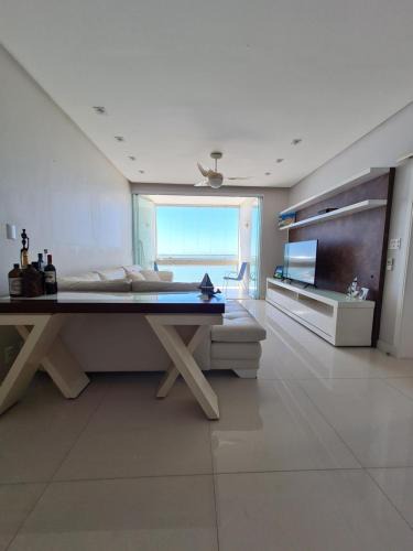 Pitangueiras Apartment | Apartamento Frente-mar no Centro da Praia de Guarujá
