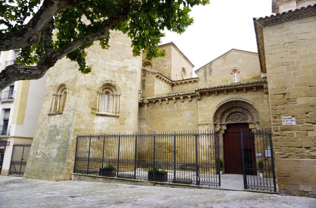 Barrio de Santo Domingo y San Martin Apartment | Apartamento Huesca en Paseo Ramón y Cajal